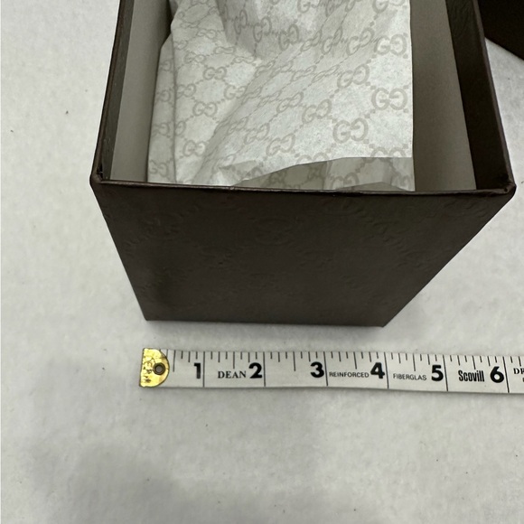 Gucci Authentic Gift Box with Tissue | Classic Brown Embossed GG Pattern Gs - Picture 11 of 14